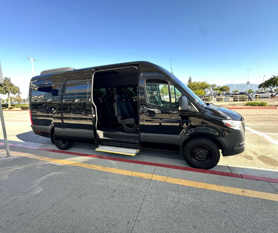 airline crew transportation San Bernardino, airport transportation San Bernardino, corporate transportation for airlines, airline staff transfers Southern California, flight crew limo service, crew shuttle service, Ontario Airport transportation, reliable transportation San Bernardino, LAX crew transportation, limo for pilots and flight attendants